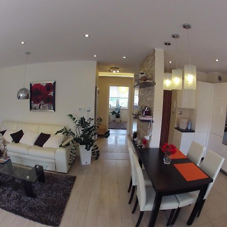 Apartament Alicja Apartment Валбжих Екстериор снимка