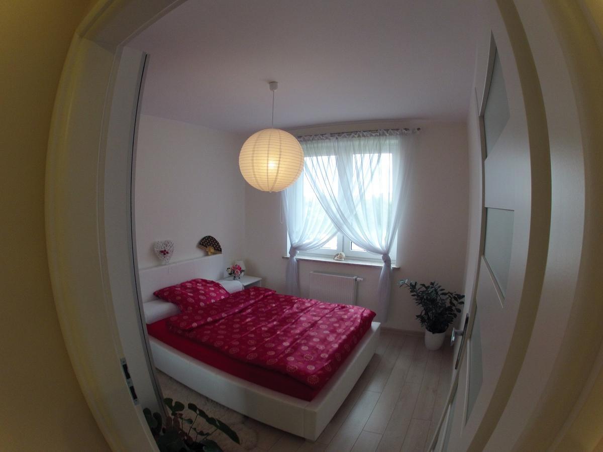 Apartament Alicja Apartment Валбжих Екстериор снимка