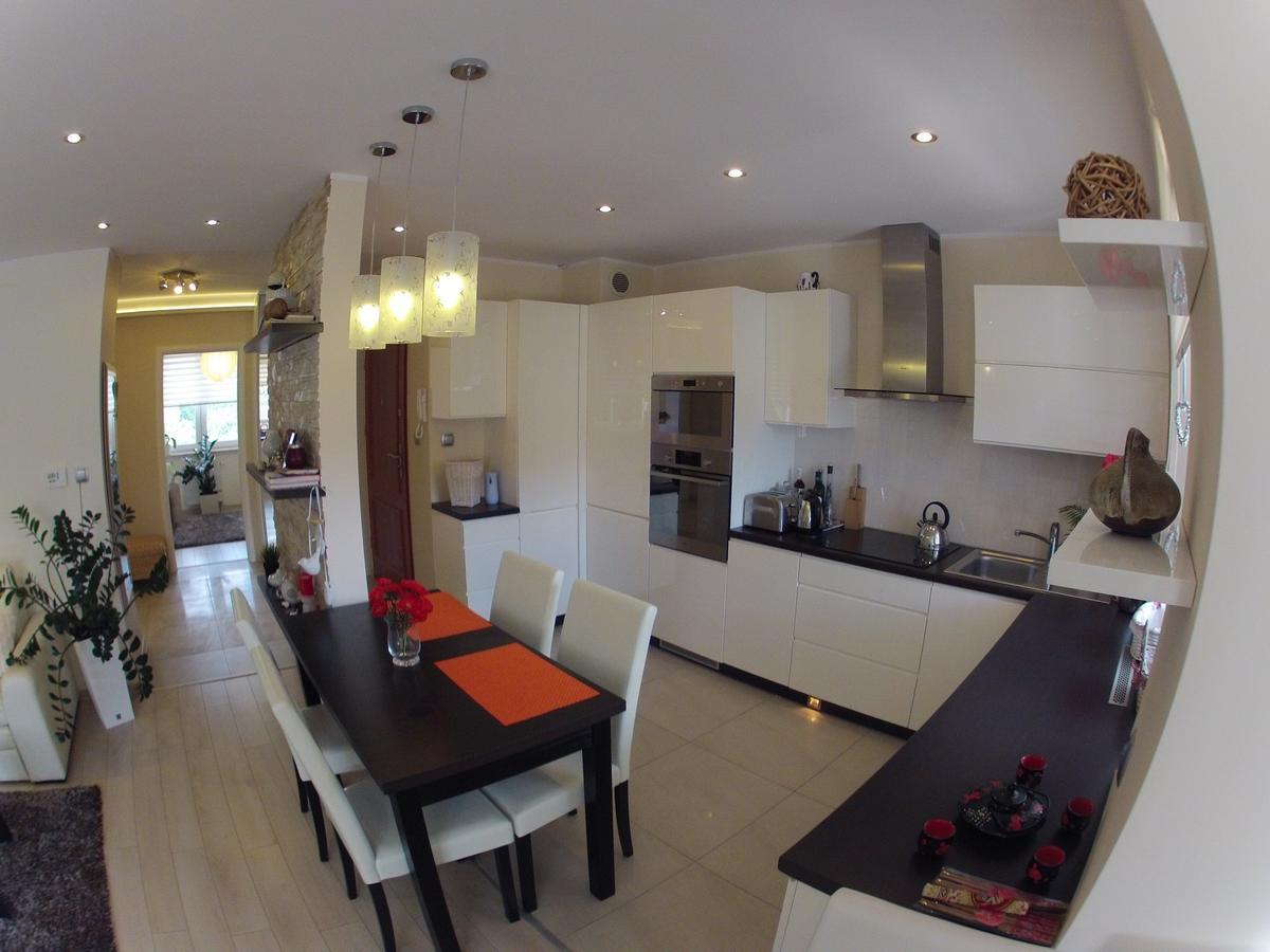 Apartament Alicja Apartment Валбжих Екстериор снимка
