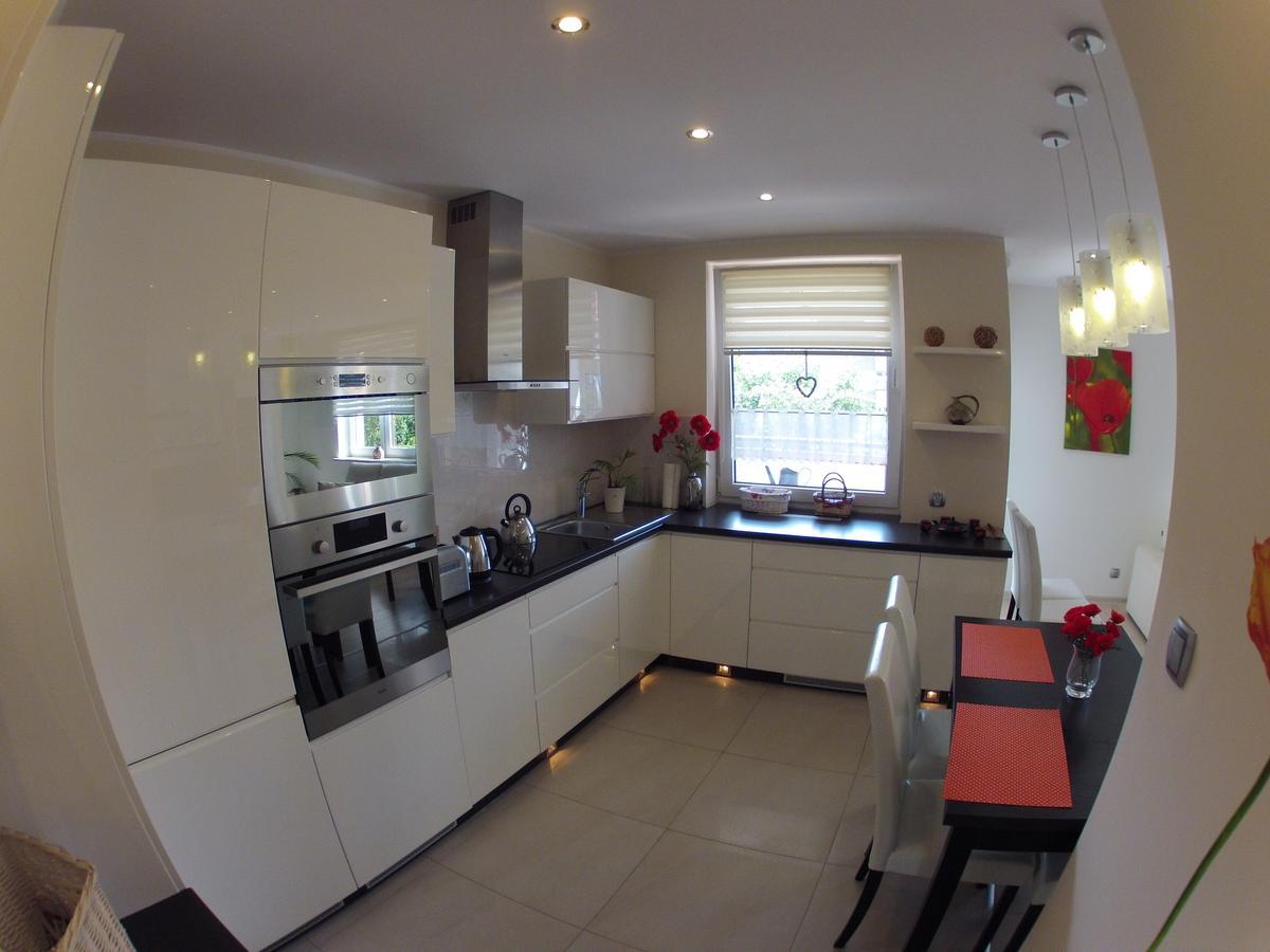 Apartament Alicja Apartment Валбжих Екстериор снимка
