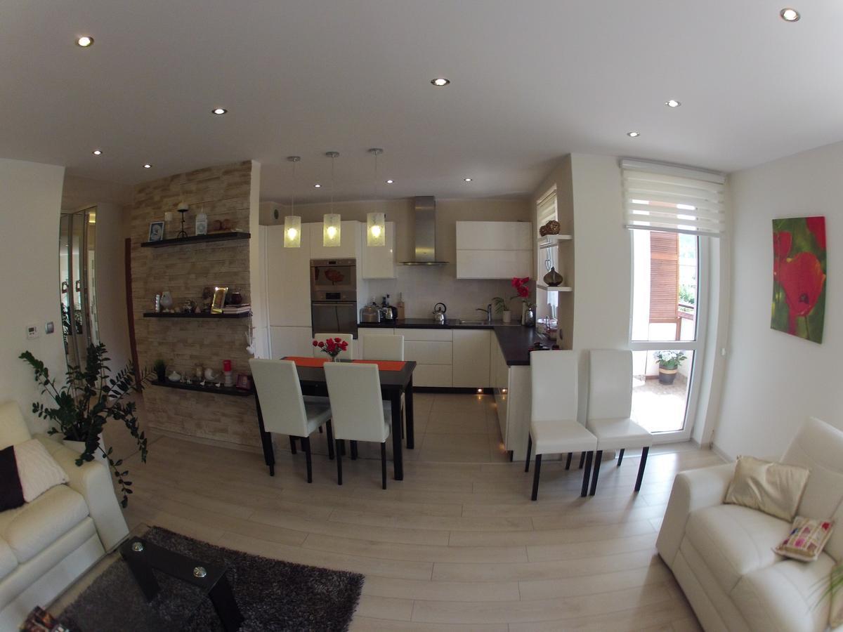 Apartament Alicja Apartment Валбжих Екстериор снимка